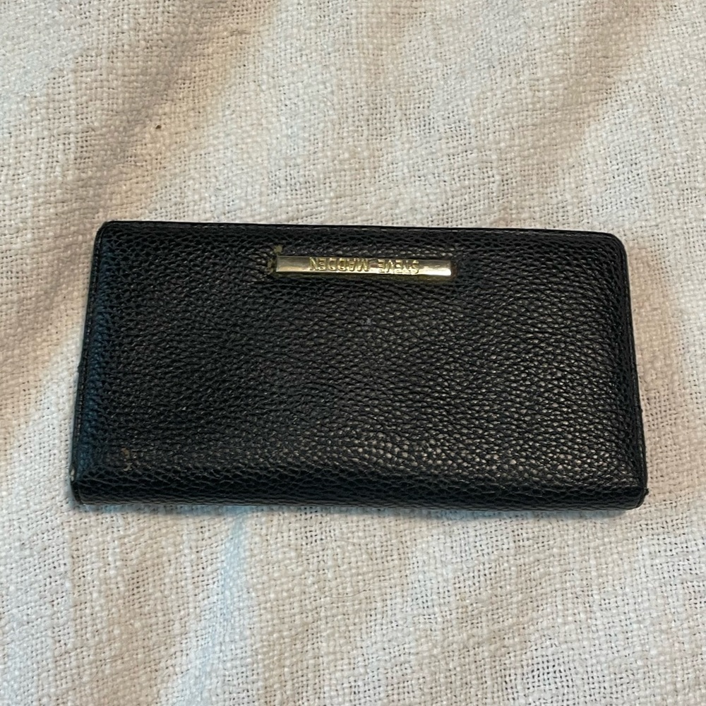 Steve Madden Leather Wallet